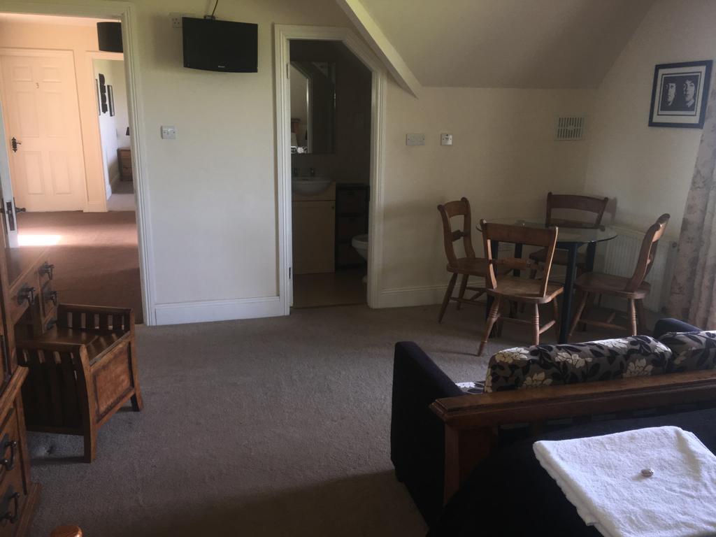 The Curragh Country House Accommodation Newbridge  Zewnętrze zdjęcie