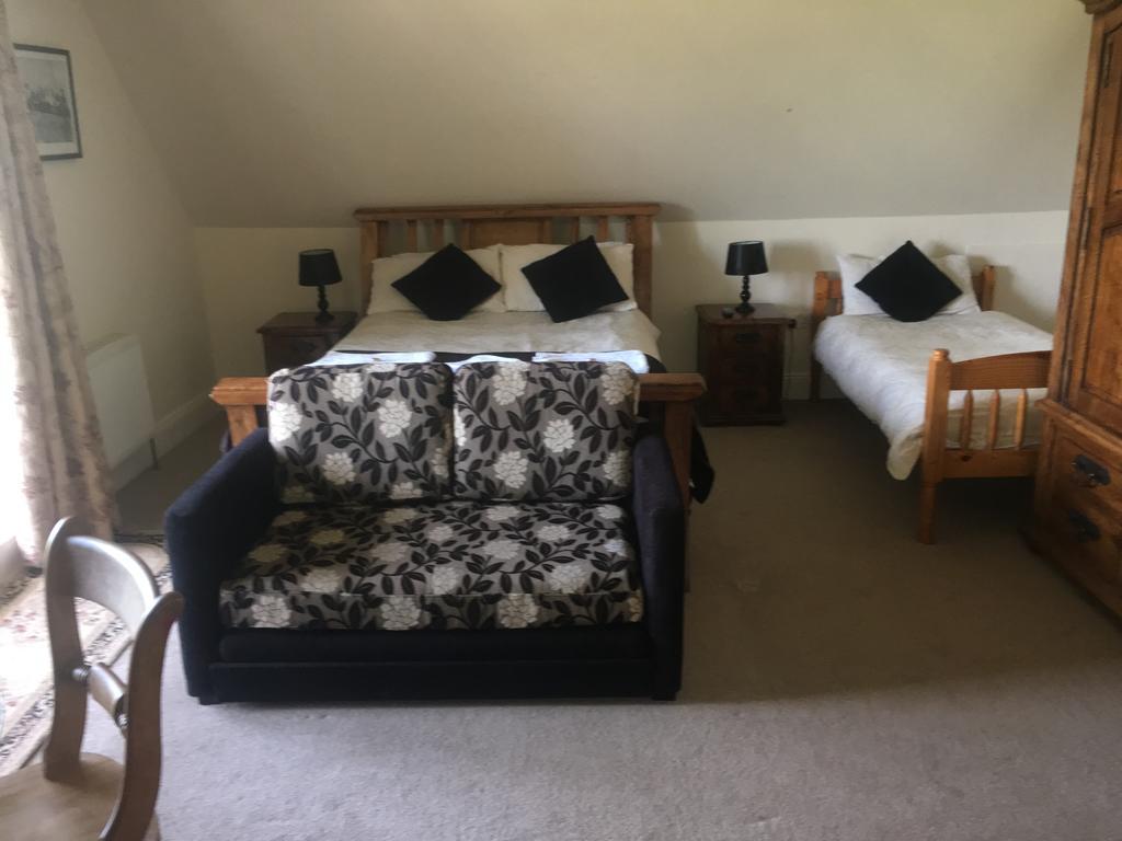 The Curragh Country House Accommodation Newbridge  Zewnętrze zdjęcie